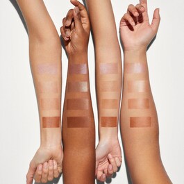 Glowscreen - Schermo solare SPF 30 PA+++ con acido ialuronico + niacinamide