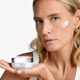 Dior Capture Crema Giorno – Correzione antietà alte prestazioni rughe e tonicità