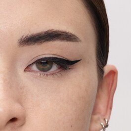 Black Ink - Classic line felt liner - Eyeliner pennarello preciso waterproof