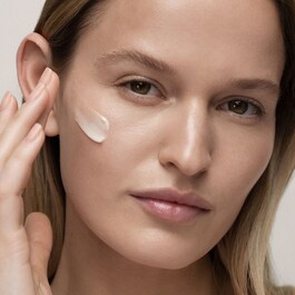 Black Tea Instant Perfecting Mask - Maschera idratante ricca di antiossidanti