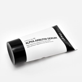 Siero illuminante all'alfa-arbutina 