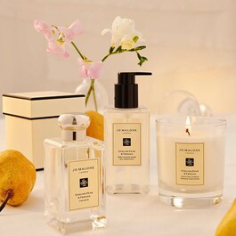 English Pear & Freesia - Scent Surround Diffuser