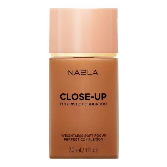 Close-Up Futuristic Foundation, NABLA
