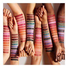 Mattemoiselle Plush Matte Lipstick - Rossetto mat voluttuoso