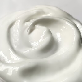 Middlemist Seven - Crema detergente delicata con camelia e rosa