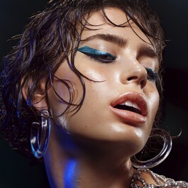 AQUA RESIST COLOR PENCIL - Eyeliner in gel 