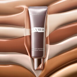 The Radiant Skin tint SPF 30 - Crema colorata illuminante SPF 30