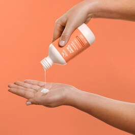 Nutri Enrich - Shampoo nutriente per capelli secchi o indeboliti