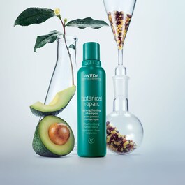 Botanical Repair™ Strengthening - Shampoo Delicato