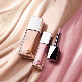 Dior Forever Glow Star Filter – Sublimante fluido per l’incarnato e illuminante