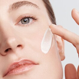 Emulsione lenitiva Calm Essentiel - Crema Viso