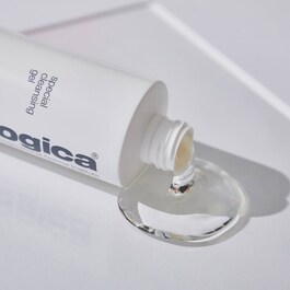 Special Cleansing Gel - Detergente schiumoso senza sapone