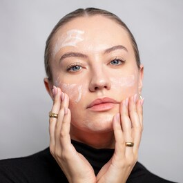 Grace - Crema detergente e struccante delicata