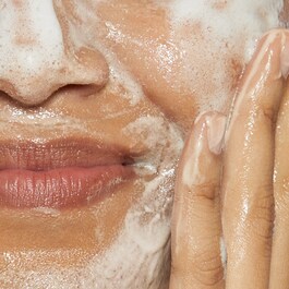 Oil to Foam Total Cleanser - Olio-Gel Detergente Struccante