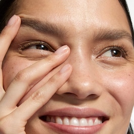 Hydro-Surge Dewy Face Mist - Spray Viso Illuminante