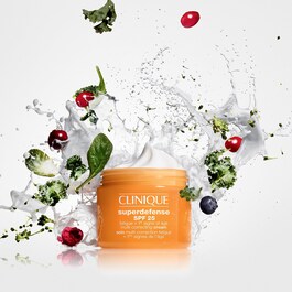 Superdefense SPF 25 - Crema Multi-correction Fatigue