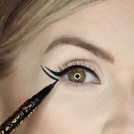 Maneater - Eyeliner liquido