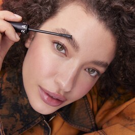 FLUFF & FIX BROW WAX - Cera per sopracciglia modellante e fissante