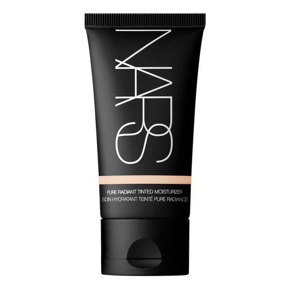 Pure Radiant Tinted Moisturizer SPF30 - Fondotinta idratante SPF30, NARS