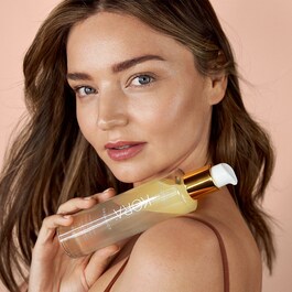 Milky Mushroom Gentle Cleansing Oil - Latte detergente e nutriente bifasico	