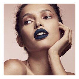 Mattemoiselle Plush Matte Lipstick - Rossetto mat voluttuoso