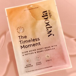 The Timeless Moment – Maschera in tessuto Slow Agining con peptidi e bacche