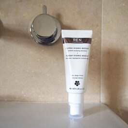 Flash Hydro Boost - Emulsione Rimpolpante Istantanea
