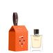All’acquisto di una fragranza Hermès da almeno 100 ml, in regalo la miniatura natalizia di Terre d’Hermès EDT da 5 ml.